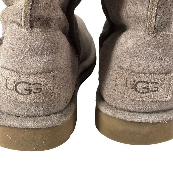 UGG Classic Unlined Mini Boot Gray Perforated Leather Ankle Pull On Shoe Size 6 - Picture 7 of 11